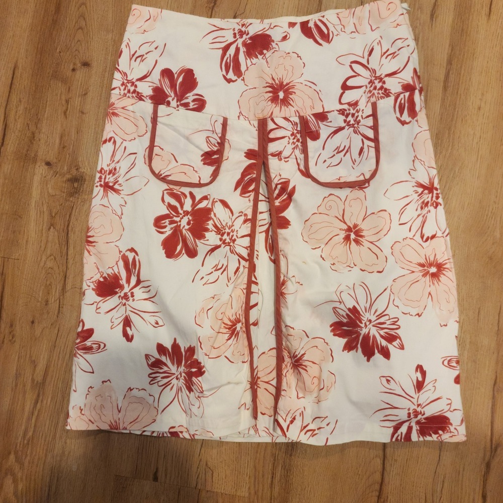 Floral A-Line Skirt M White Red Cotton Blend Cottagecore Boho Floral Coastal